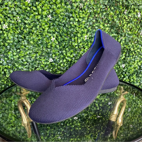 R Rothy’s Size 8 - Picture 1 of 12